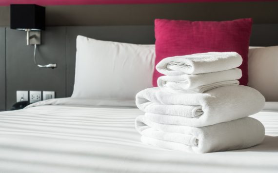 airbnb-vrbo-vacation-rental-cleaning-services-by-nexgen-folded-towels-make-bed-wellington-boca-raton-west-palm-beach-jupiter-royal-palm-beach-gardens-boynton-delray-beach